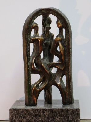 Скульптура, Круглая - Трио